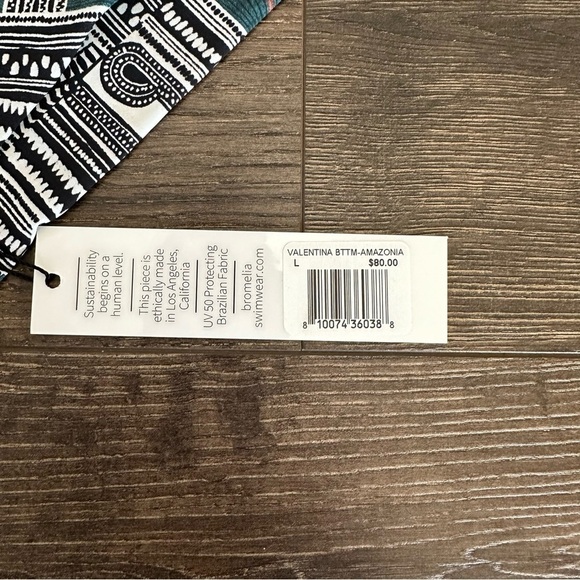 Bromelia Swimwear Valentina Bikini Bottoms in Amazonia print sz Large NWT - Picture 7 of 7